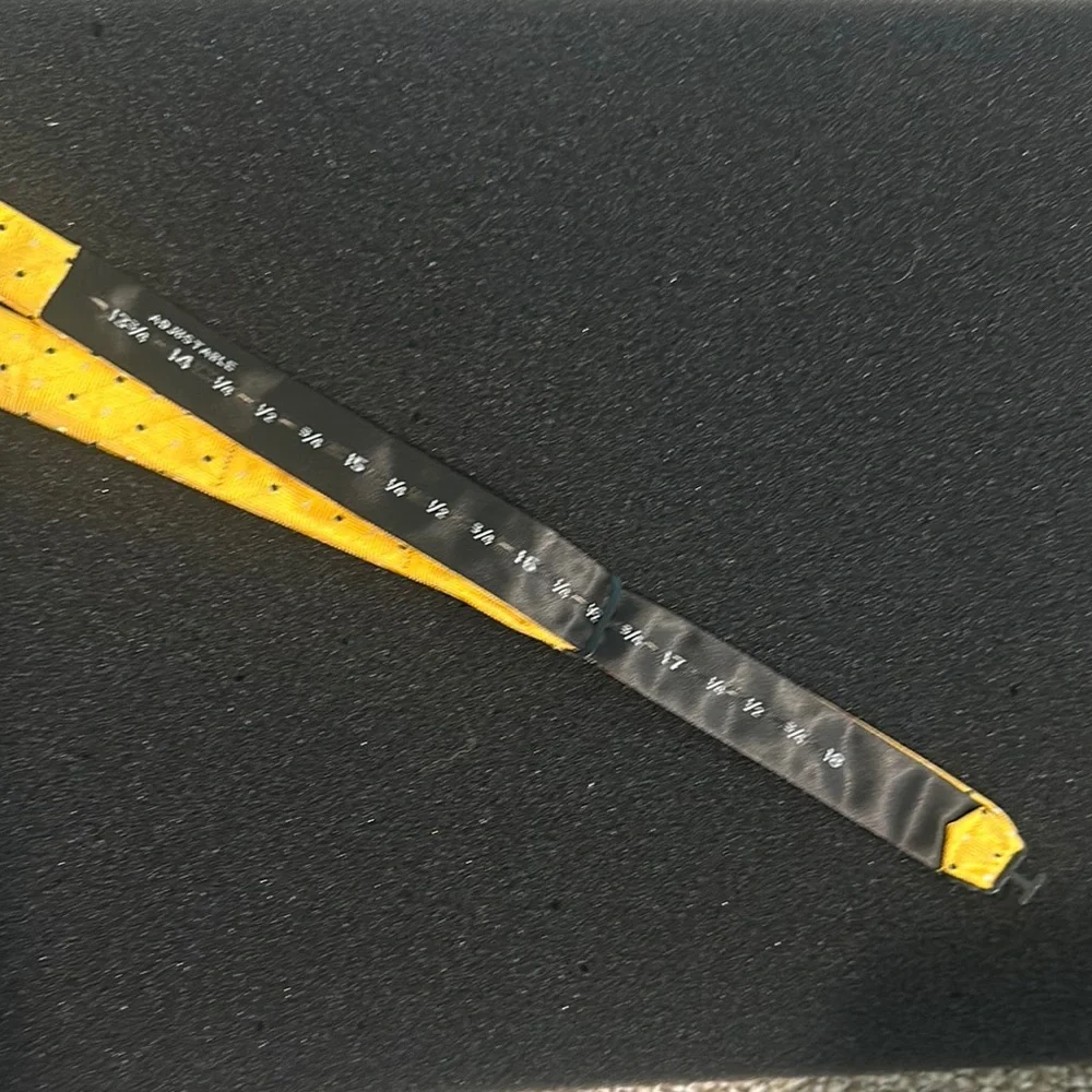 Hisdern bright yellow